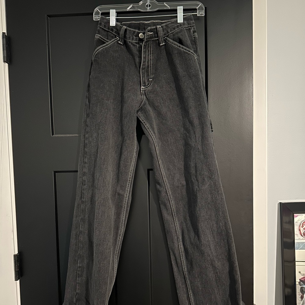 Brandy Melville high waisted black cargo jeans